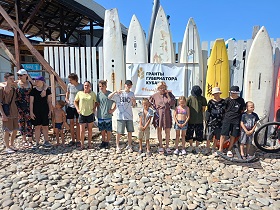 Несовершеннолетние Крымского района приняли участие в тренировочном занятии по сап- и виндсерфингу в г. Новороссийске